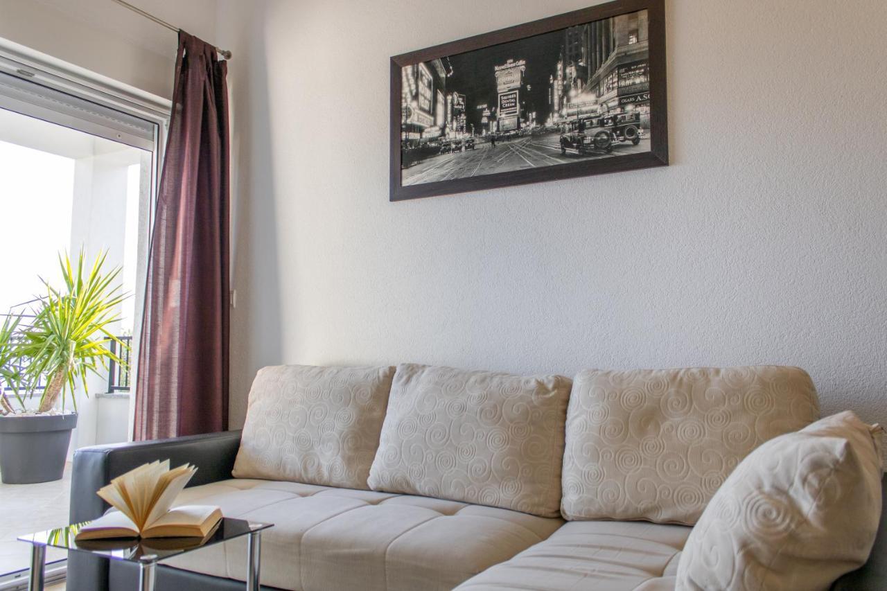 Apartments Maris Baska Voda Luaran gambar