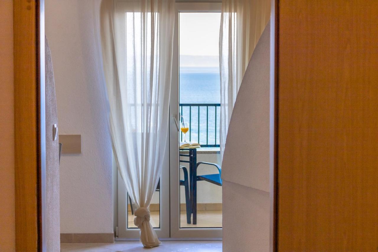 Apartments Maris Baska Voda Luaran gambar