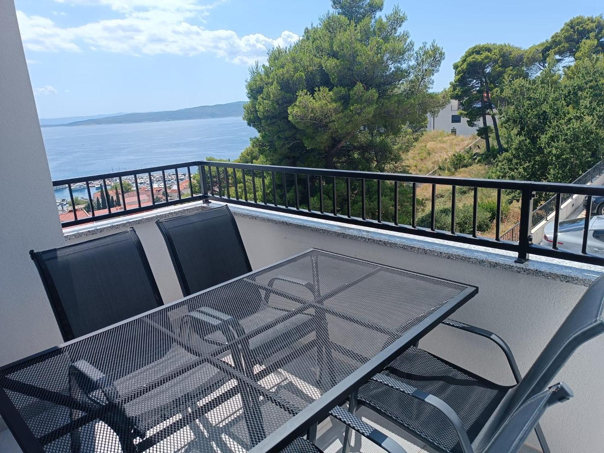 Apartments Maris Baska Voda Luaran gambar